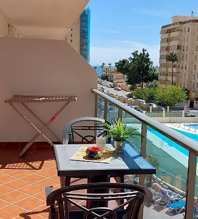 Elegante Alojamiento Con Piscina A 200 M Del Mar. Апартаменты